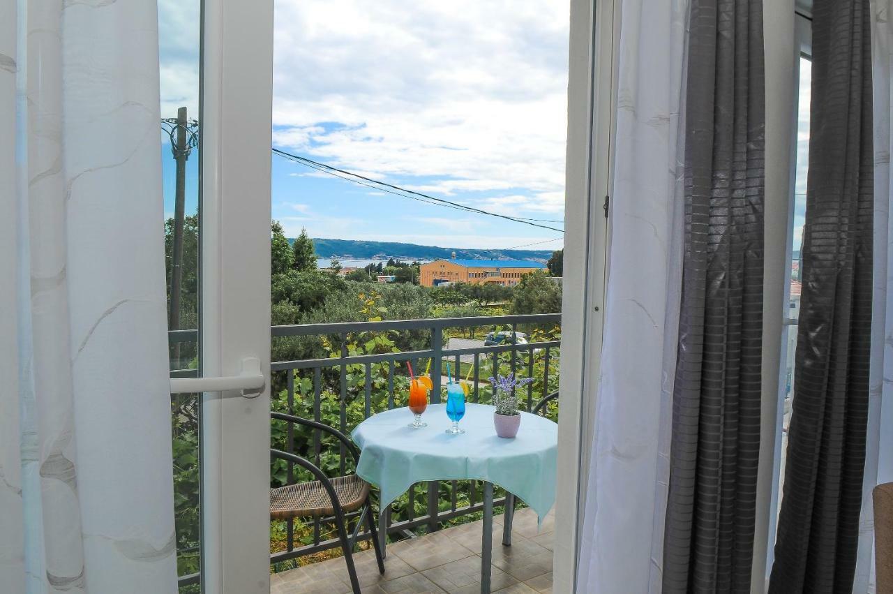 Apartment Petar Kaštela Kültér fotó