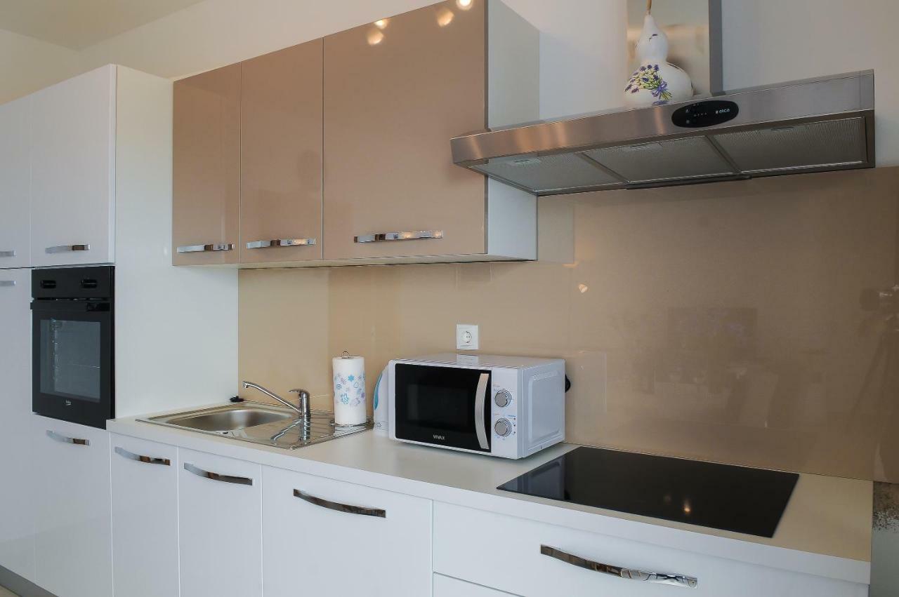 Apartment Petar Kaštela Kültér fotó