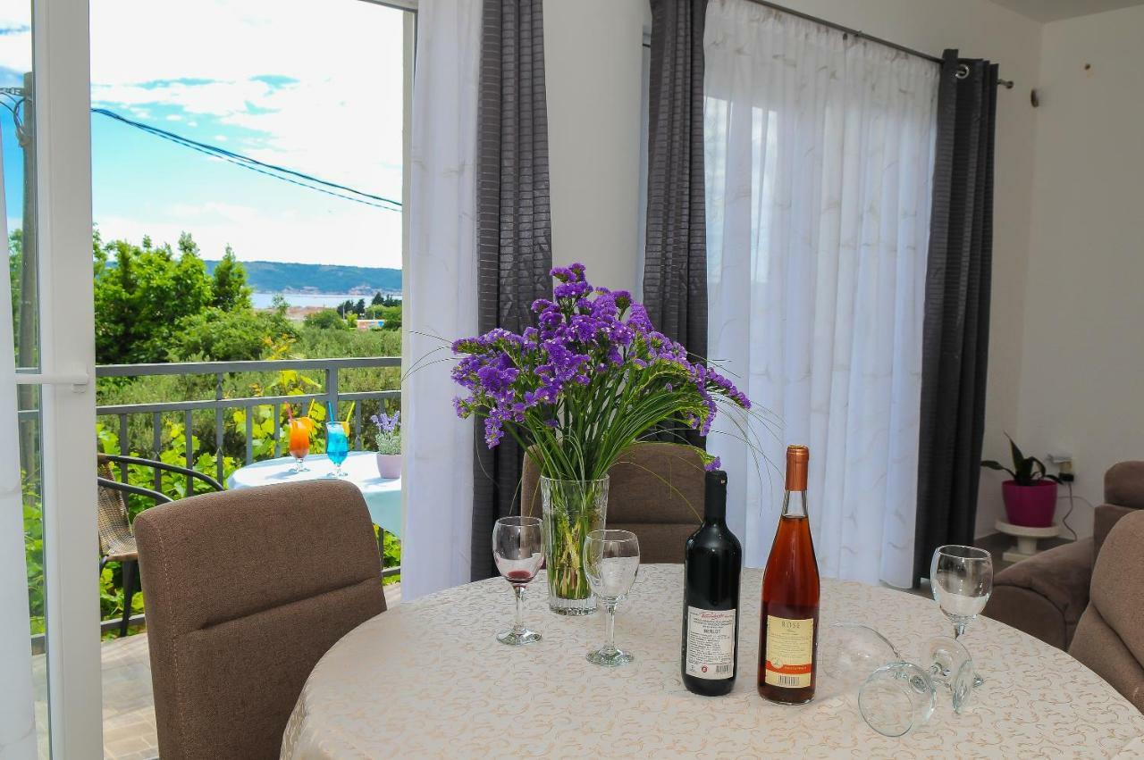 Apartment Petar Kaštela Kültér fotó