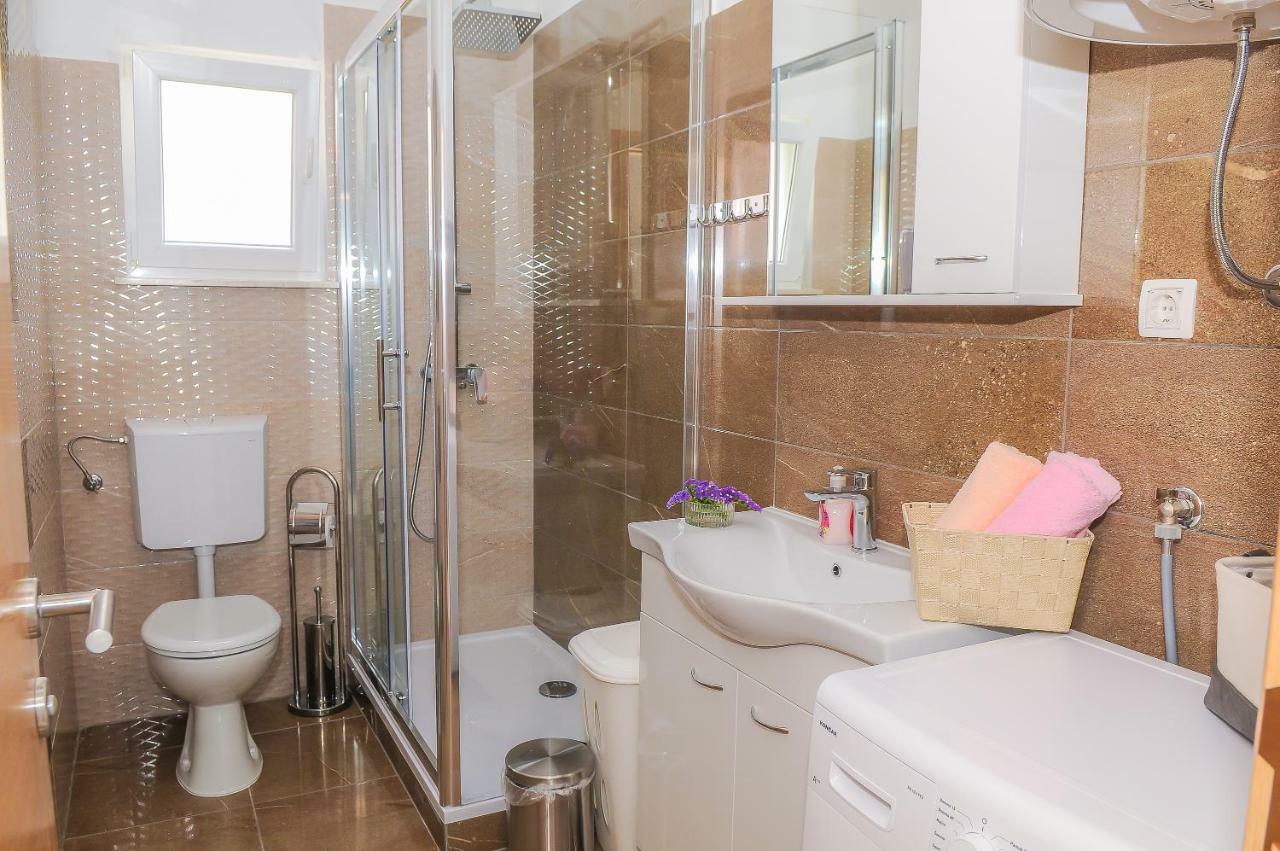 Apartment Petar Kaštela Kültér fotó